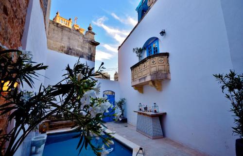Naxxar Cama Y Desayuno | Chapel 5 Boutique Suites B&B