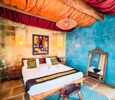 Naxxar Cama Y Desayuno | Chapel 5 Boutique Suites B&B