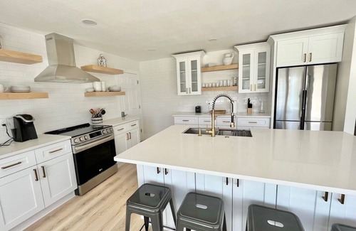 Arcadia Casa | Chapel Farm 4br house in Spartanburg, sleeps 12.