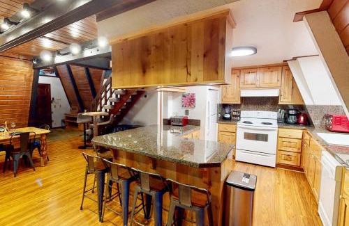 Tahoe Woods Casa | Chapel Grove