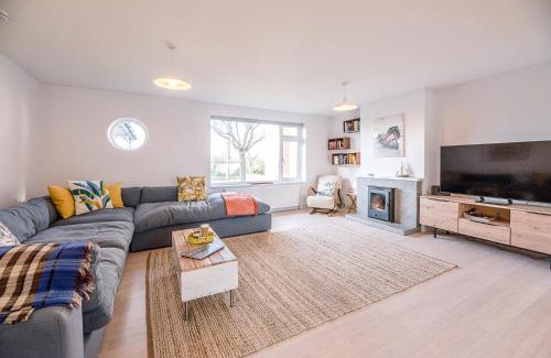 Martlesham Heath Casa | Chapel House, Alderton