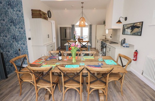 Rhosneigr Cabaña | Chapel House