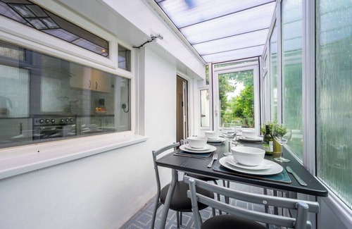 Newport Casa | Chapel Lodge by Tŷ SA