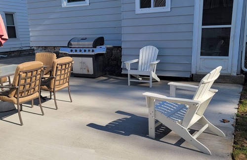 Seneca Falls Casa | Chapland House 4 Bdrm Getaway in FLX Wine Country