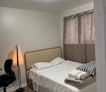 Woodbine Gardens Apartamento | Chapman H