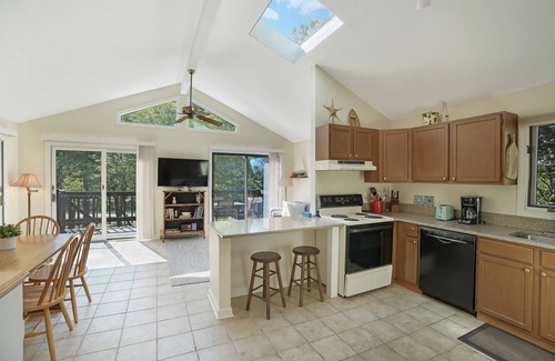 Edgartown Casa | Chappy - Family Beach House