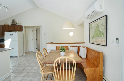 Edgartown Casa | Chappy - Family Beach House