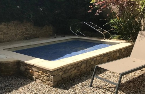 Montaren-et-Saint-Mediers Cabaña | Charming high-end Cottage near Uzès with pool