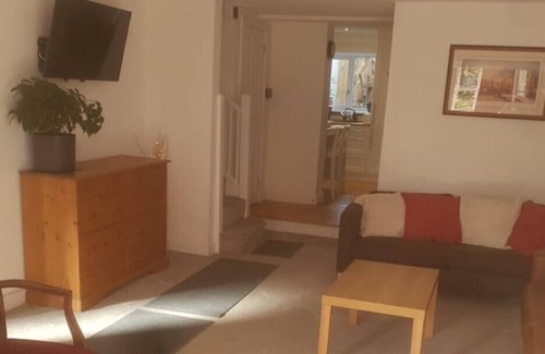 Wick Cabaña | Character Cottage Near Bath