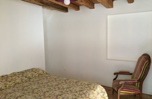 Jezeau Otro | Casa de carácter construida en un antiguo molino - capacidad para 6 2 habitaciones grandes