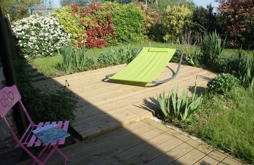 Nort-sur-Erdre Casa | Casa rodeada de naturaleza con piscina climatizada (10/15 pers)