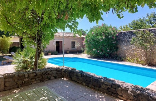 Grillon Chalet De Esquí | Character house with pool in the heart of Provence – Grillon