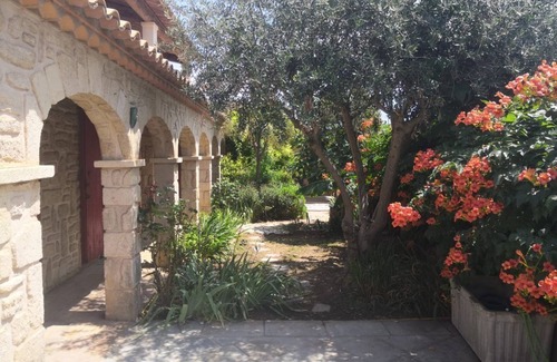 Perols Casa | Character villa, air-conditioned, large swimming pool, garage, near beaches
