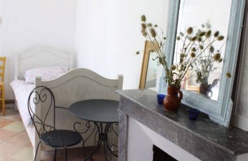 Saint-Jean-de-Duras Otro | Characterful granja con piscina situado en medio de los girasoles y viñedos