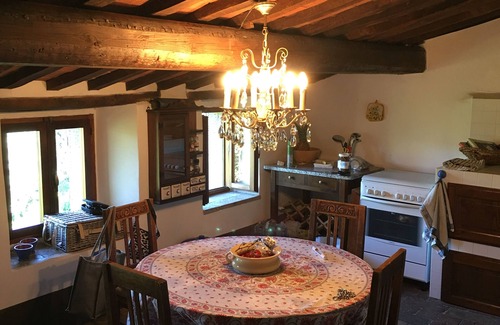 Bivio Lugnano Casa | Casa de piedra con carácter
