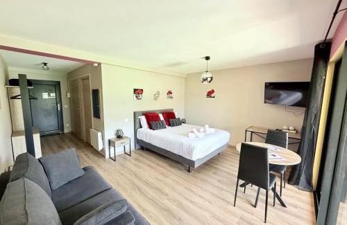 Seyne Cama Y Desayuno | Charda Spa