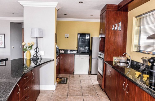 Paradise Beach Casa | De Charis a Theo: relájese con estilo en esta casa de vacaciones de 3 habitaciones en Langebaan