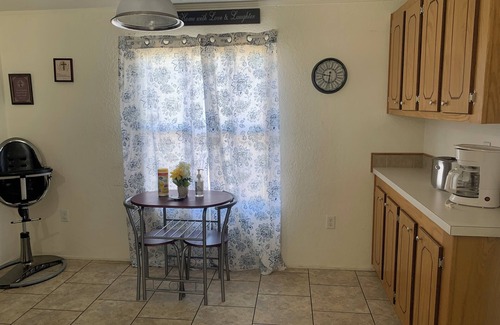 Hydro Casa | Charl & Jami’s 2nd Marais Rental- cozy for family and our worker crews!