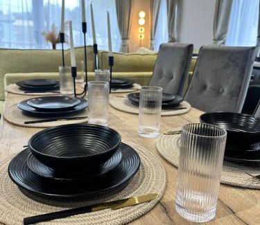 Wesham Otro | Charles Alexander Short Stay - The Little Lytham Lodge