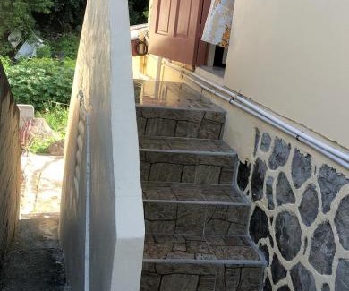 Pointe Michel Apartamento | Charles Homes