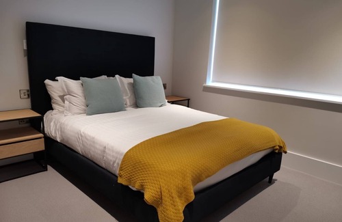 Hounslow Central Apartamento | Charles Hope Heathrow North
