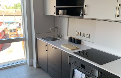 Hounslow Central Apartamento | Charles Hope Heathrow North