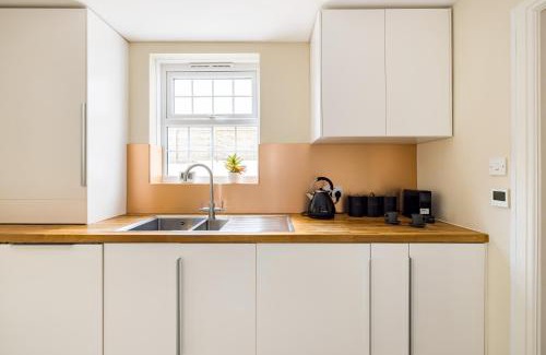 Salisbury Casa | Charles Hope Salisbury Residence