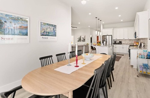 Cordesville Casa | Charleston-themed House for 10!