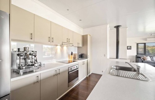 Wilyabrup Casa | Charlie Bravo Chalet