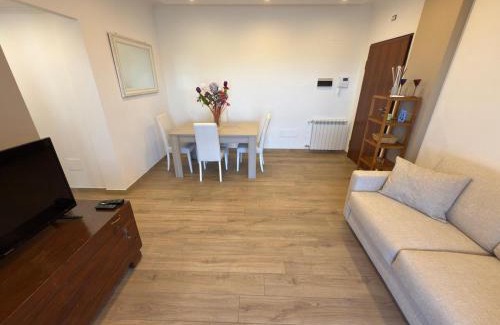Zona LVII Labaro Apartamento | Charlie's House