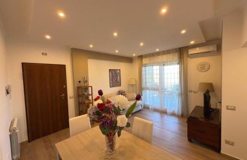 Zona LVII Labaro Apartamento | Charlie's House