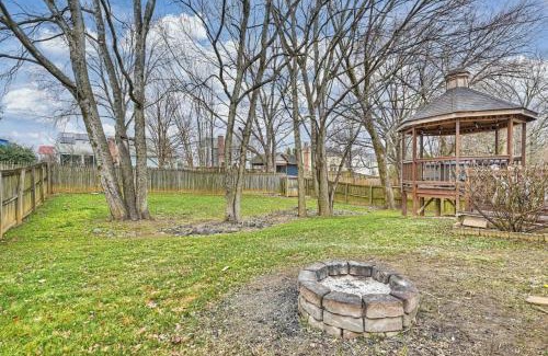 Charlotte Casa | Charlotte 4BR Cozy Retreat