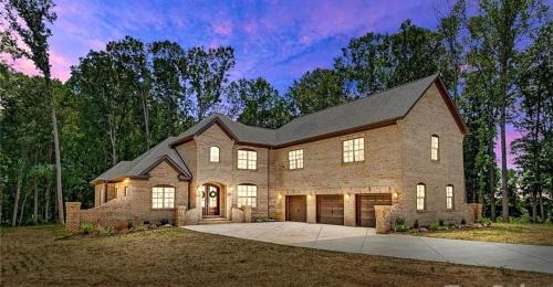 Charlotte Casa | Charlotte Acres Retreat