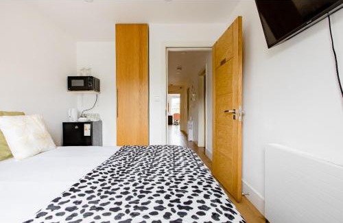 Lambeth Casa | Charlotte Double Room