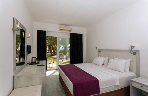 Dagbelen Complejo | Charm Beach Hotel - All Inclusive
