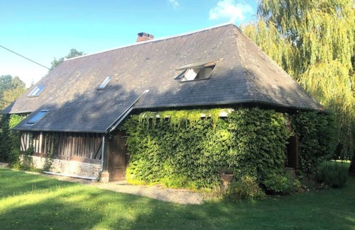 Saint-Etienne-la-Thillaye Casa | Charming 18th century farmhouse, countryside, near sea