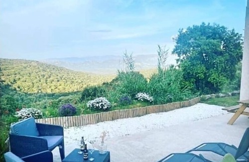 Santa-Reparata-di-Balagna Casa | Charming air-conditioned T2 apartment 10 minutes from the beach