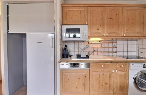 Les Allues Apartamento | Charmant 2 Pièces Cabine aux Allues - Résidence Calme avec Wifi - Proche Pistes et Commerces - FR-1-182-251