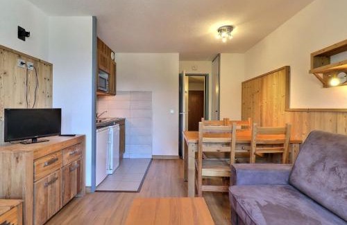 La Perriere Apartamento | Charmant 2 pièces pour 4 pers. avec balcon, skis aux pieds, centre La Tania, près des remontées mécaniques. - FR-1-182A-31