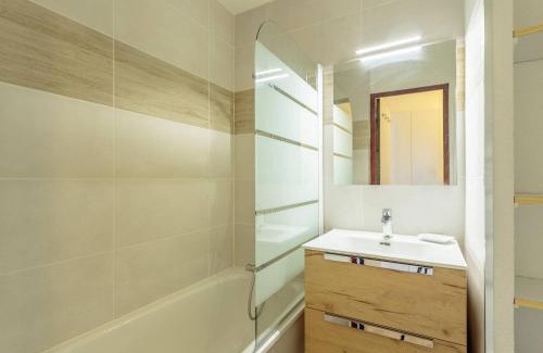 Bellentre Apartamento | Charmant 2 pièces rénové, accès skis aux pieds, proche commerces et remontées, balcon sud-ouest - FR-1-353-23