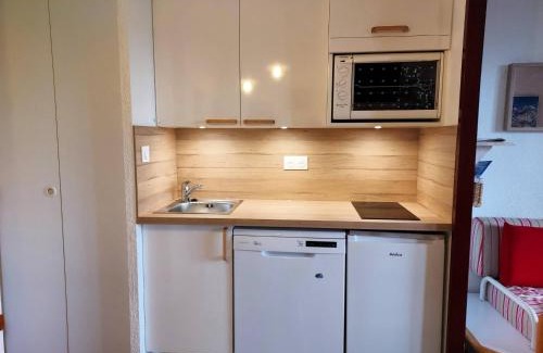 Bellentre Apartamento | Charmant 2 pièces rénové, accès skis aux pieds, proche commerces et remontées, balcon sud-ouest - FR-1-353-23