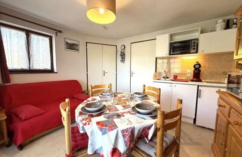 Praz-sur-Arly Apartamento | Charmant 2P Cabine à Praz-sur-Arly - Ski, Balcon, Parking, 4 Pers - FR-1-603-39