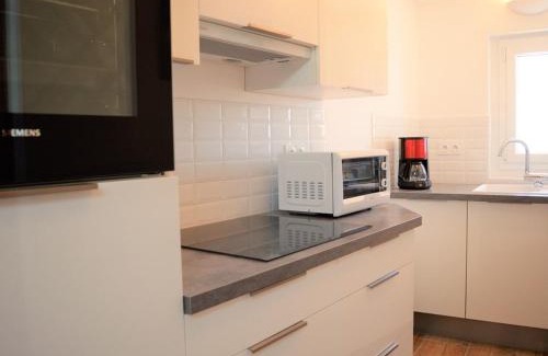 Bormes-Les-Mimosas Apartamento | Charmant 2P rénové, cœur médiéval, 4 couchages - Bormes-les-Mimosas - FR-1-251-311