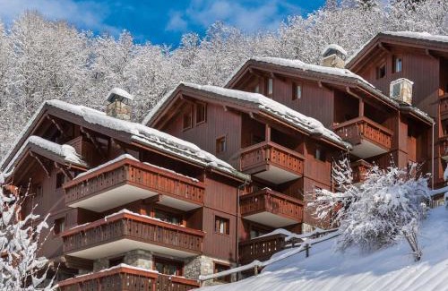 Meribel Village Apartamento | Charmant 3 pièces avec 2 chambres, terrasse, parking et Wi-Fi à Méribel - FR-1-566-61