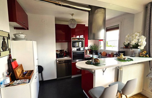 Champigny-sur-Marne Apartamento | Charmant Appartement 2 Chambres Avec Balcon Proche de Paris & Disneyland