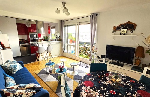 Champigny-sur-Marne Apartamento | Charmant Appartement 2 Chambres Avec Balcon Proche de Paris & Disneyland