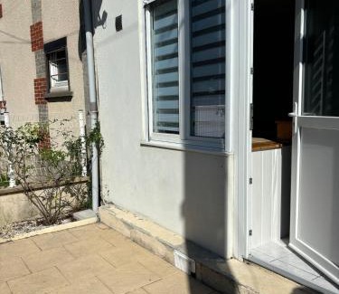 Belleville-sur-Meuse Apartamento | Charmant appartement lumineux en rez-de-chaussée