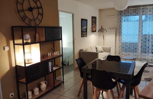 Chateaux de la Loire Apartamento | Charmant appartement 2 chambres - Proche Tours