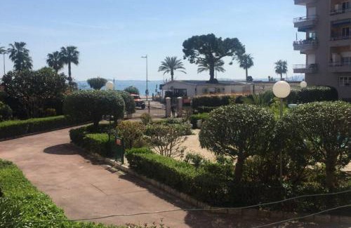 Cros-de-Cagnes Apartamento | Charmant appartement bord de mer, Plage