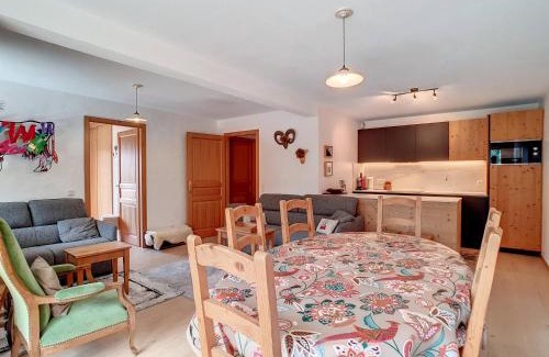 La Clusaz Apartamento | Charmant appartement à La Clusaz avec terrasse, parking et wifi - FR-1-818-58